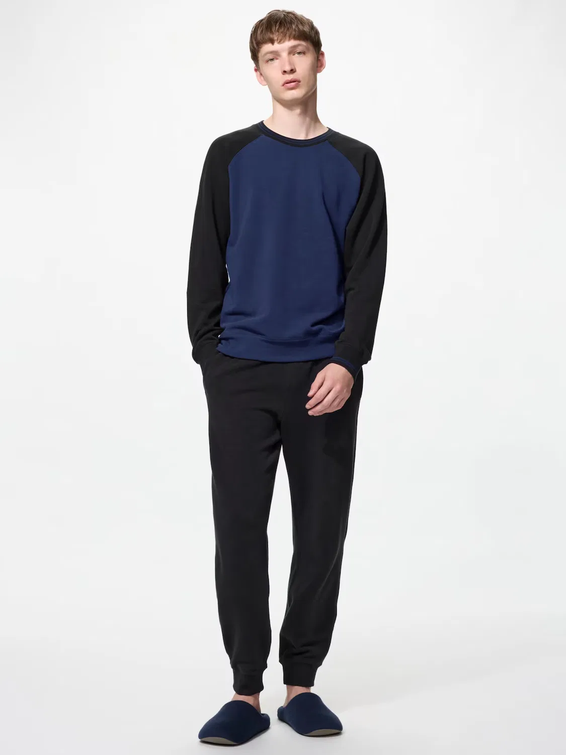 Спортивный костюм Uniqlo, спортивный, бордовый — фото 2