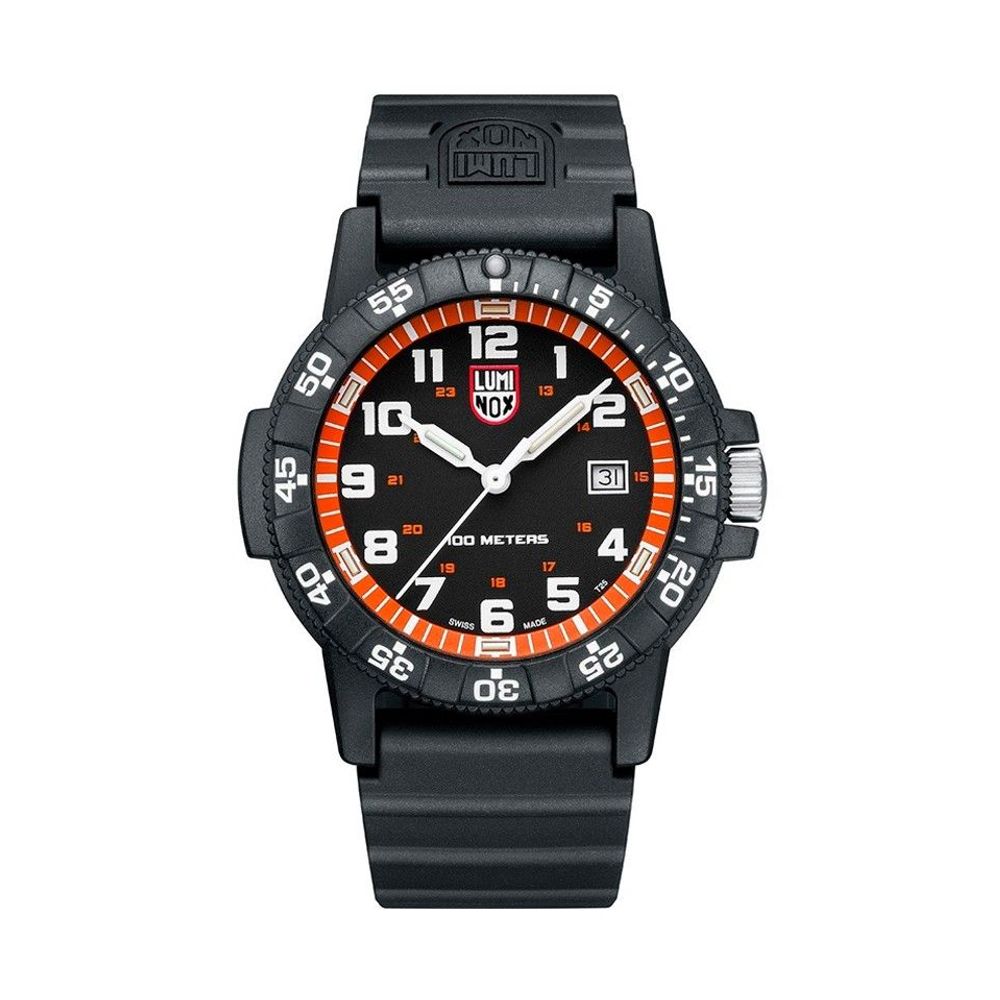 

Черные резиновые часы Luminox