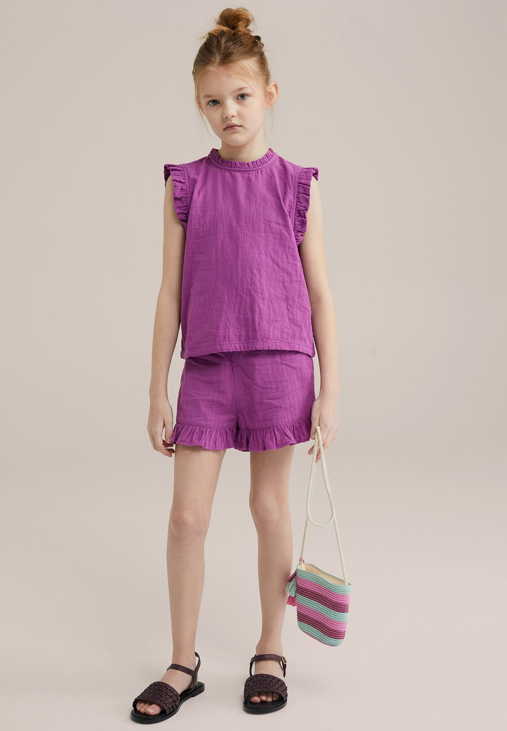 

Шорты WE Fashion, фиолетовый