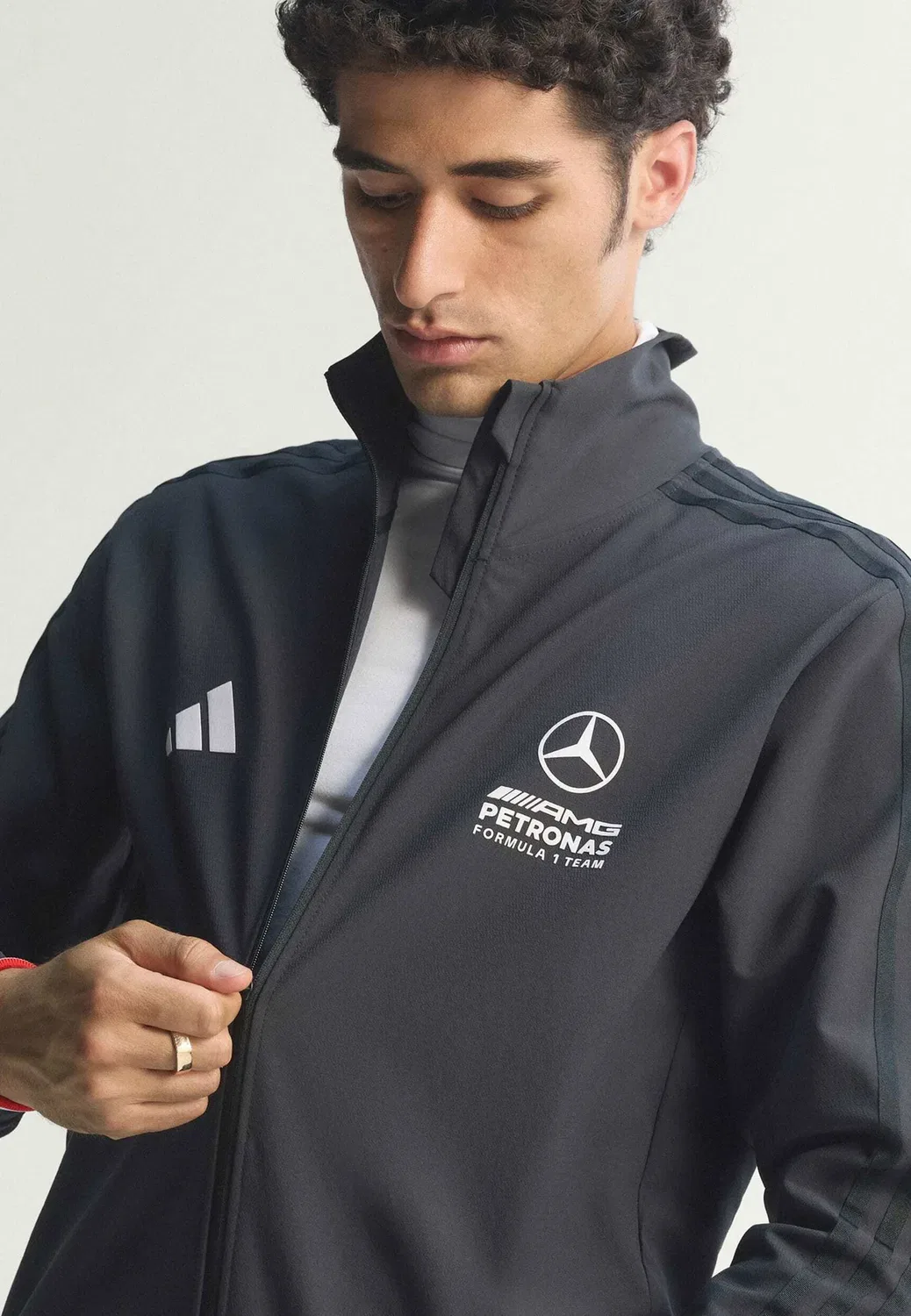 Mercedes - AMG Petronas Formula 1 Team Imola тренировочная куртка Adidas Performance, Black