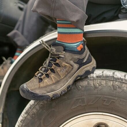 

Водонепроницаемые кожаные походные кроссовки Targhee III мужские KEEN, цвет Bungee Cord/Black, Черный, Водонепроницаемые кожаные походные кроссовки Targhee III мужские KEEN, цвет Bungee Cord/Black