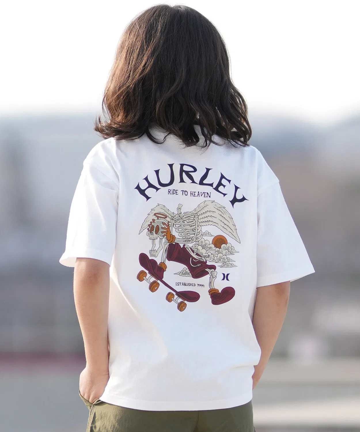 Детская футболка с принтом на спине Oversize Hurley, White — фото 3