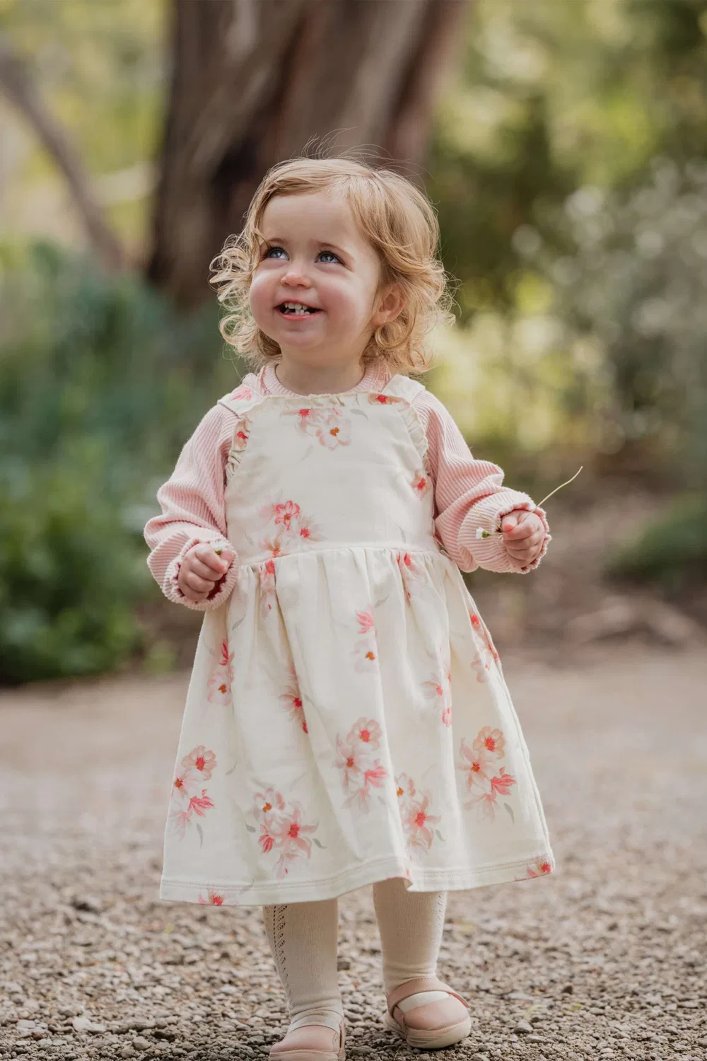 Платье-сарафан с цветочным принтом Emmy Petal Pinafore Minihaha — фото 2