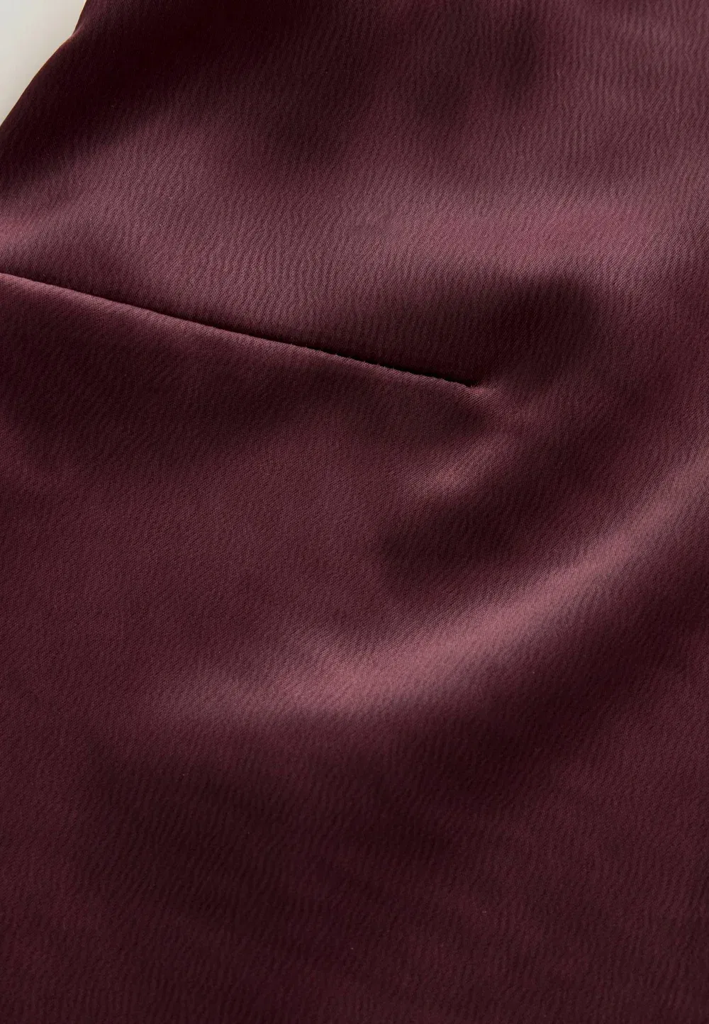 Блузка-Топ из атласа с круглым вырезом и стандартным кроем Next, Burgundy — фото 3