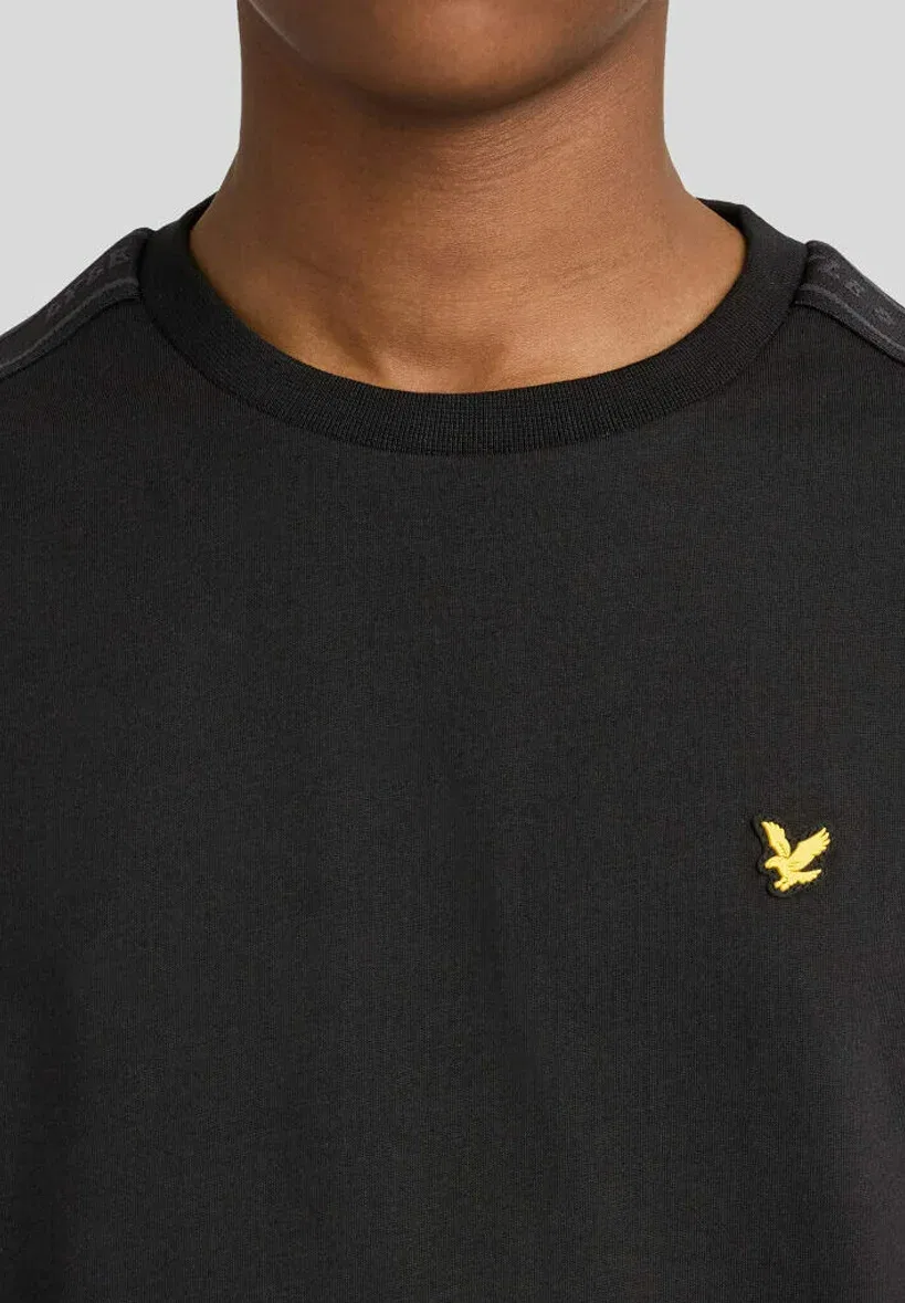 Футболки Ss с жаккардовой лентой - футболка с принтом Lyle & Scott, Z Jet Black — фото 4