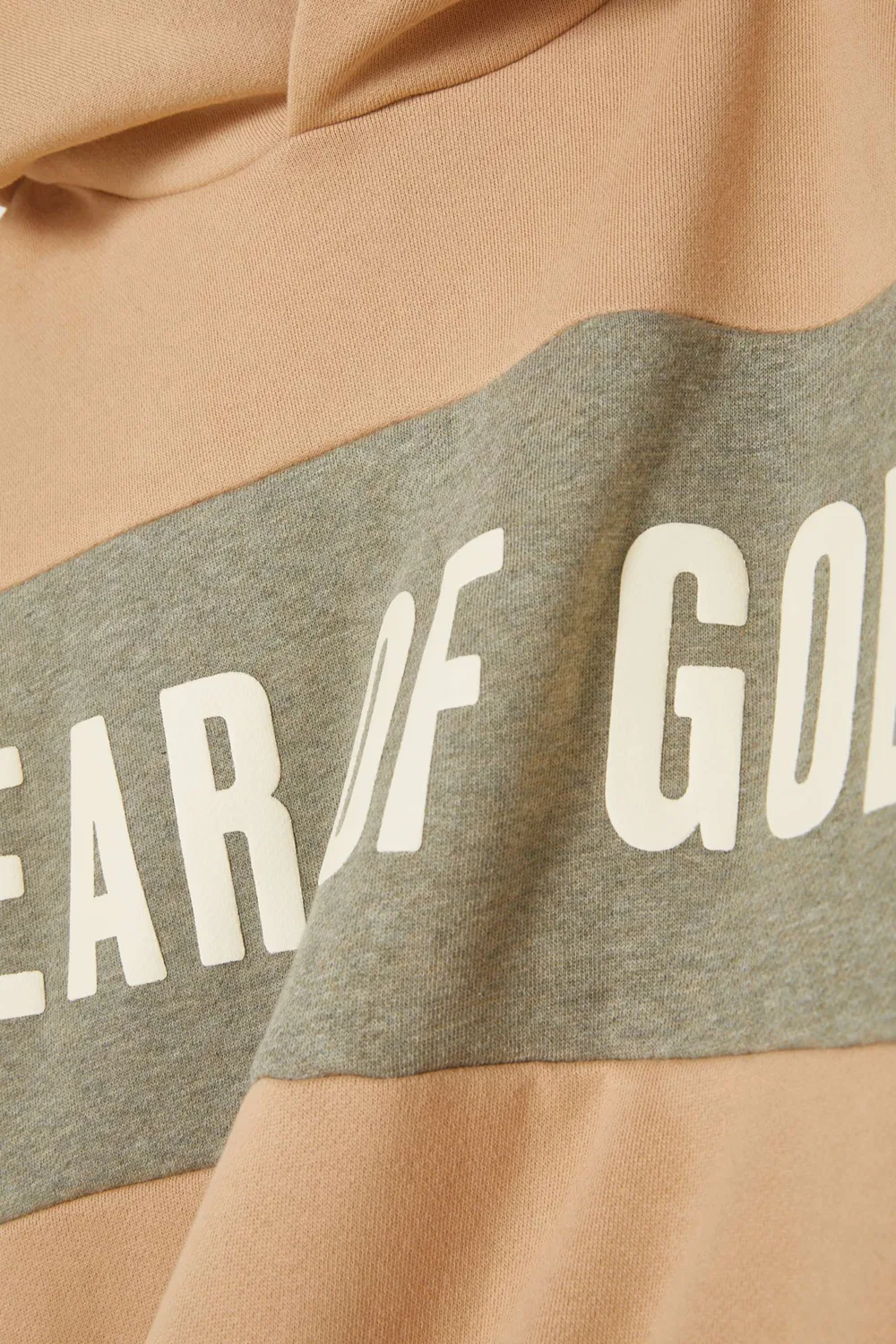 Худи укороченное с панелями Fear of God Essentials, коричневый — фото 3