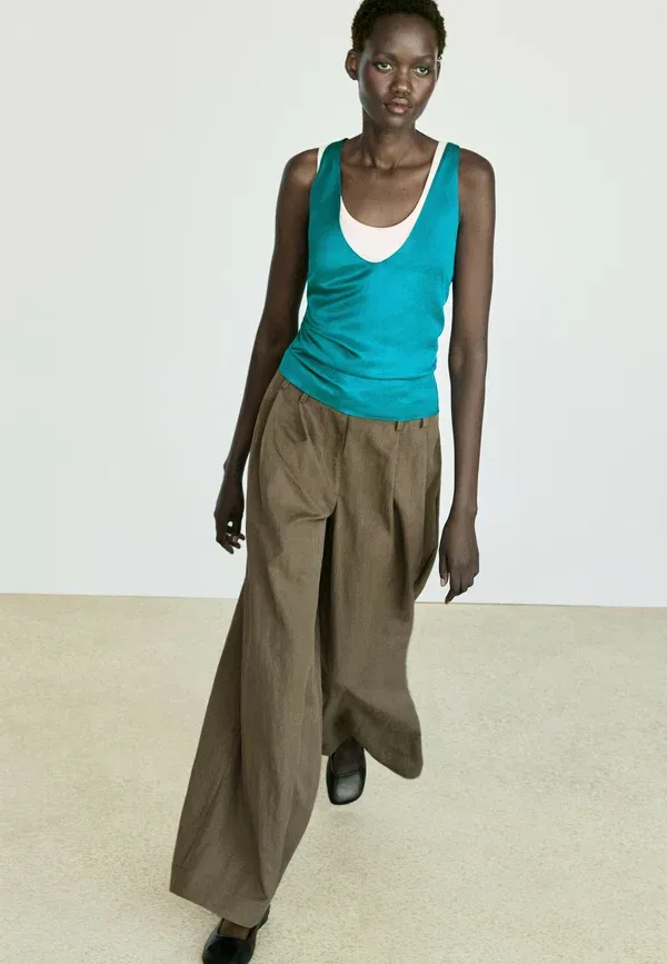 Брюки из лиоцелла, полиамида и льна Technical wide-leg pleated pants - trousers Massimo Dutti, Mottled Brown, коричневый — фото 4