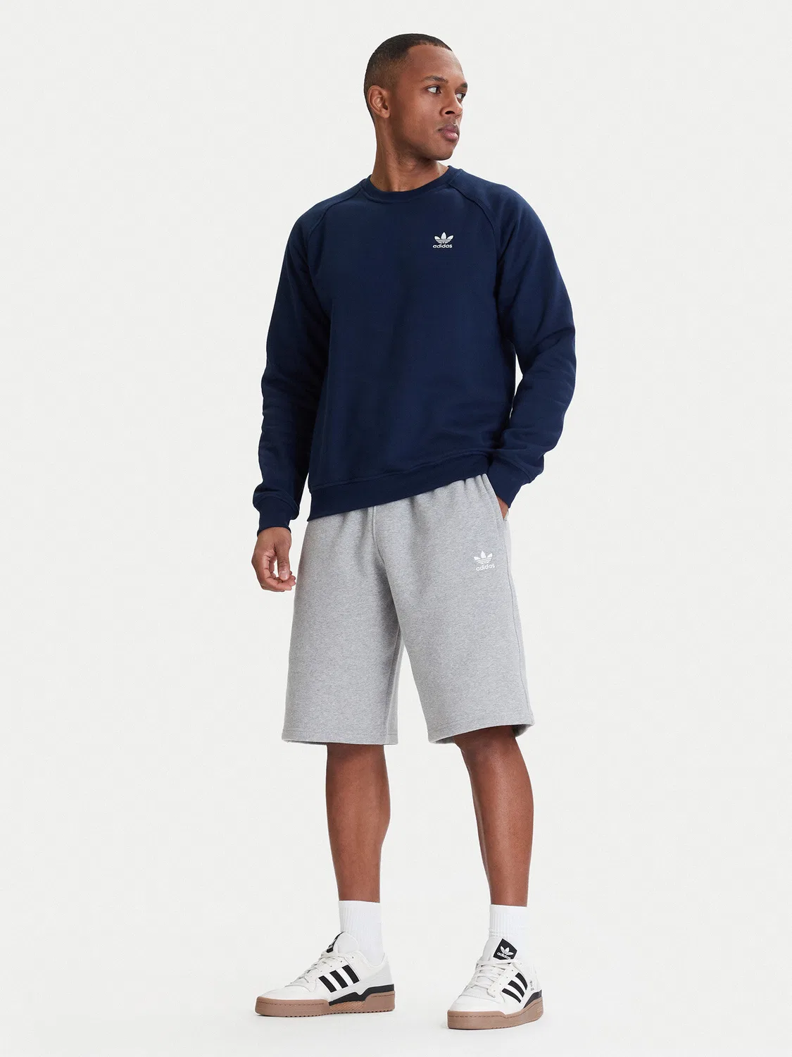 Мужские спортивные шорты свободного кроя Trefoil Essentials Adidas, серый — фото 2