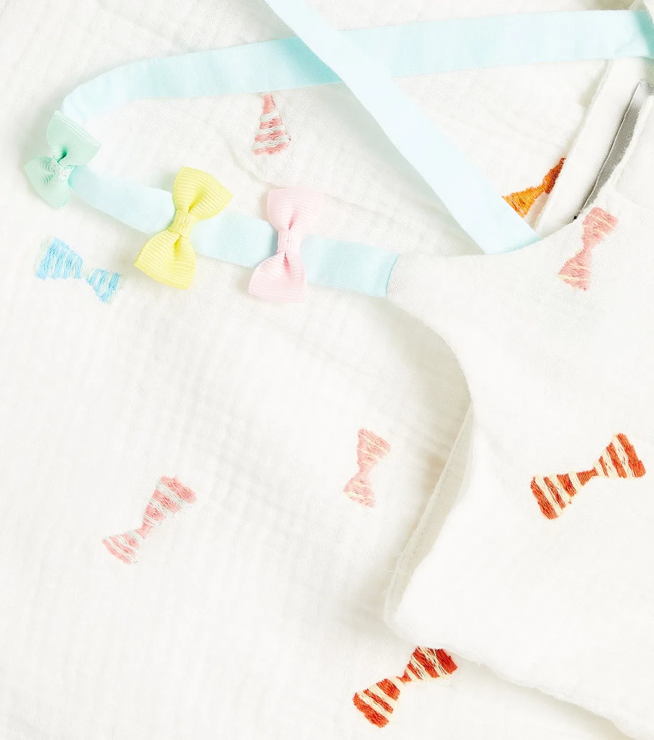 Платье хлопковое с вышивкой Stella Mccartney Kids, белый — фото 3