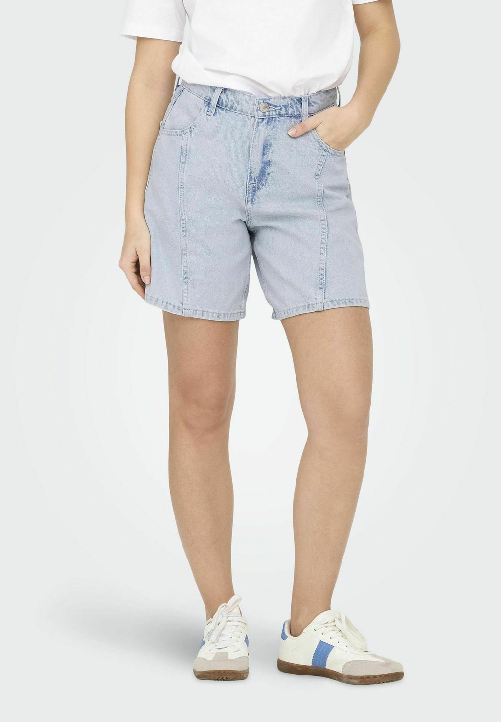 

Джинсовые шорты ONLY, цвет Light Blue Denim