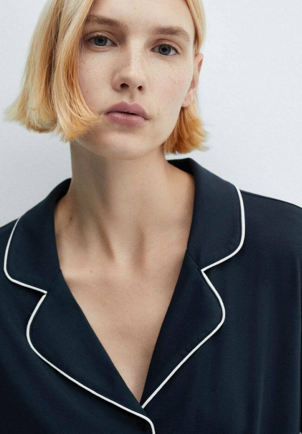 

Комплект ночного белья LIZ SET Mango, синий