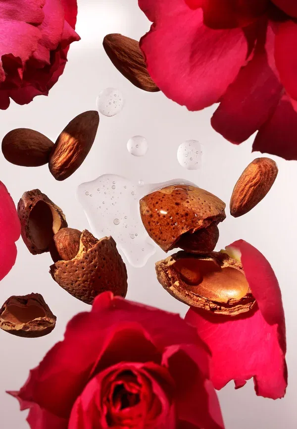 Пенка для душа с маслом сладкого миндаля и индийской розой Foaming shower gel Rituals, 50 мл, Rose — фото 3
