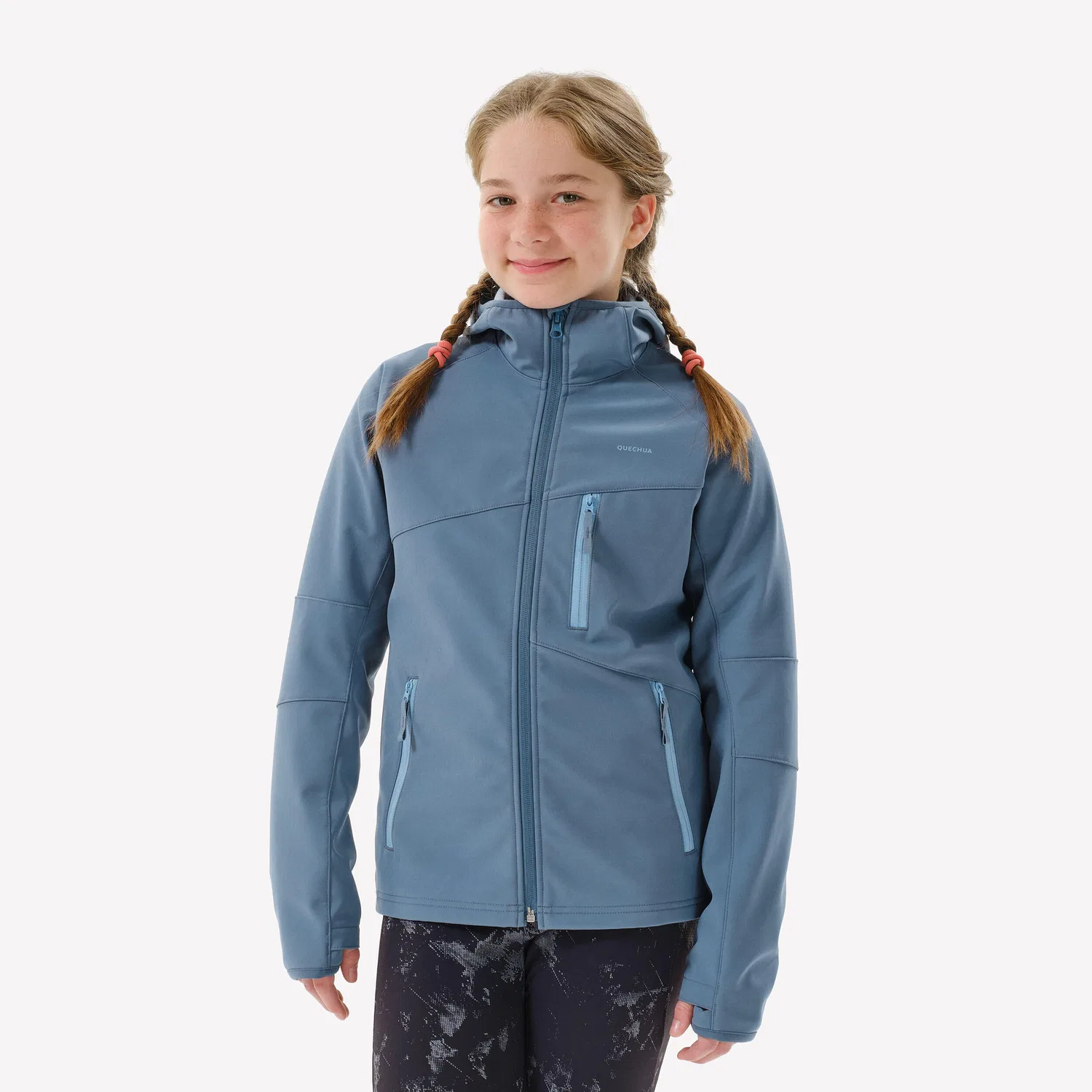 Детская ветрозащитная куртка-софтшелл MH900 Quechua, Sturmblau Wolkiges Blau