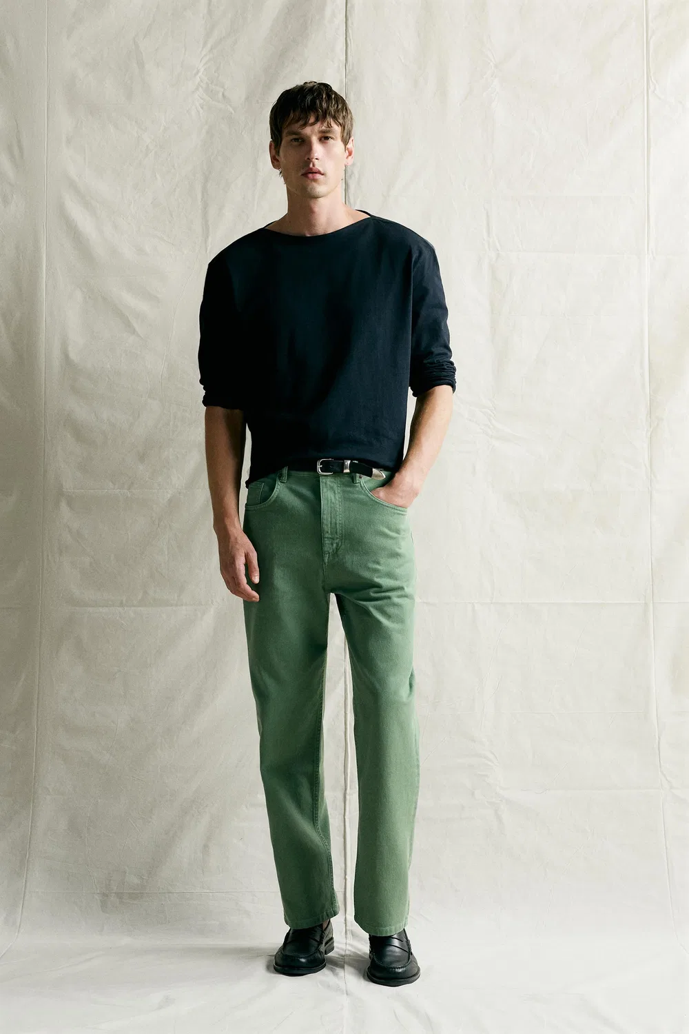 Джинсы свободного кроя с эффектом потертости ZARA, Mid-green