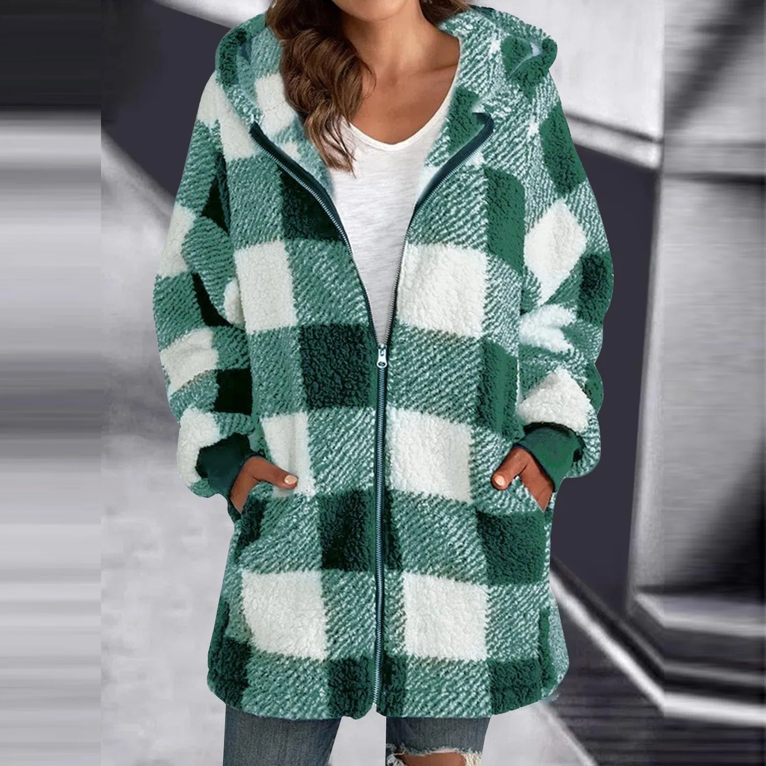 Женское пальто с капюшоном в клетку Oversize Fluffy Checked Flannel, Gn2 — фото 2
