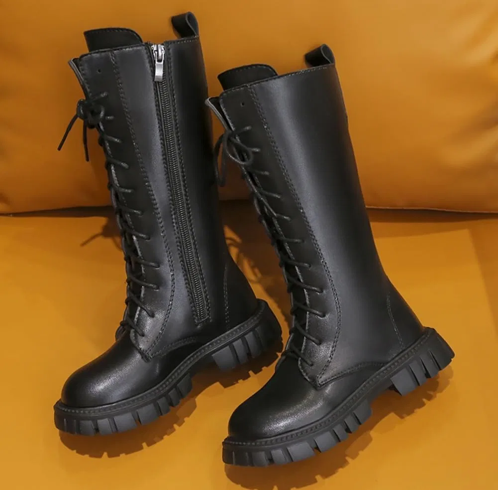 Детские ботинки для девочек на шнуровке с флисовой подкладкой, модель Mid Calf Fleece Lined Leather Shoes, Black — фото 2