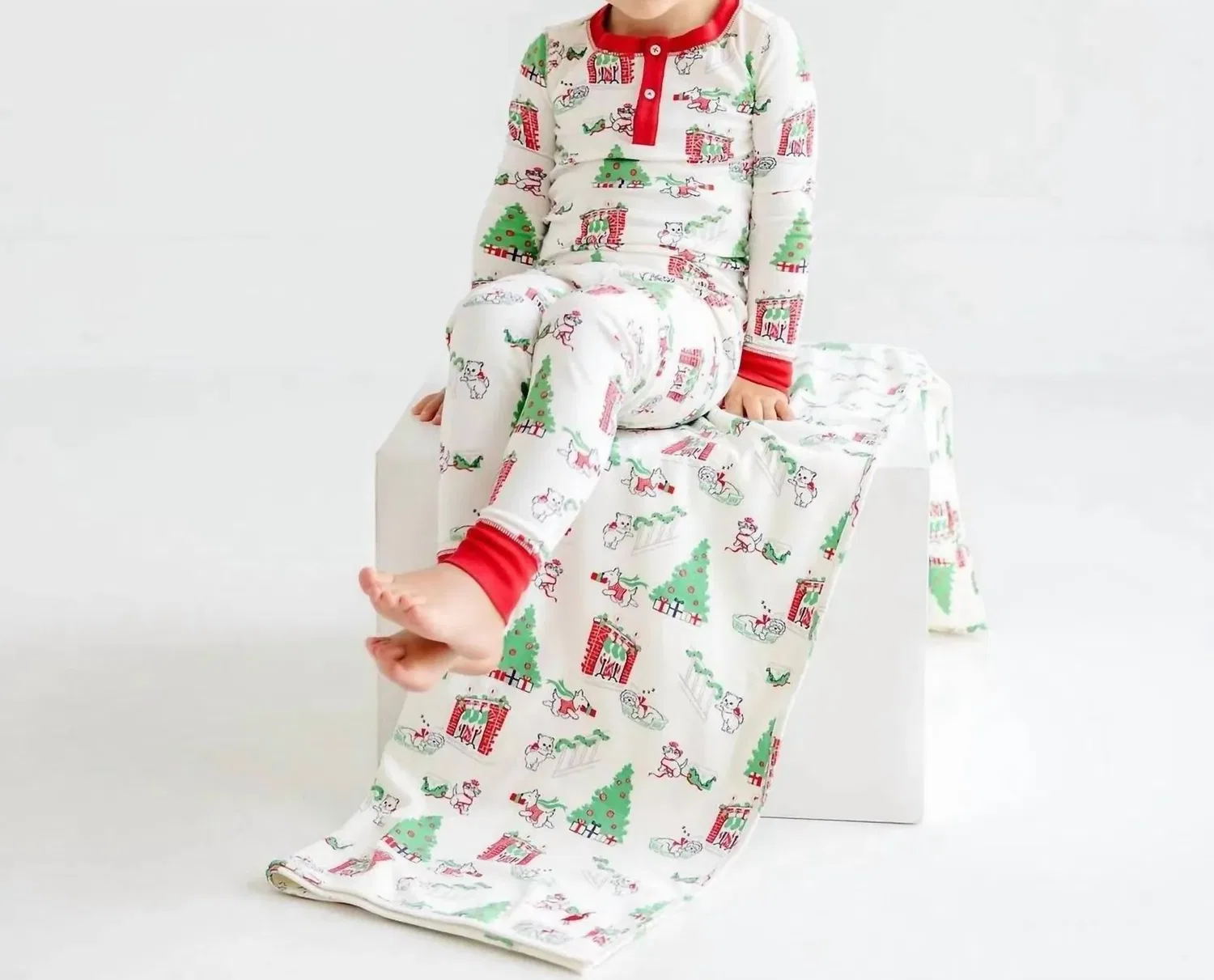 Детский комплект пижамы с принтом Sutton’s Sweet Dream Set Beaufort Bonnet, Classic Christmas