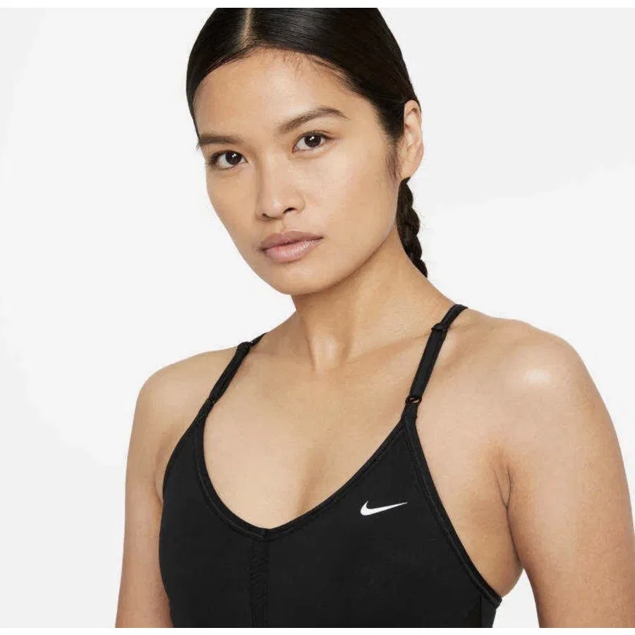 Спортивный бюстгальтер Nike Dri-FIT Indy V-Neck Bra, Черный — фото 3