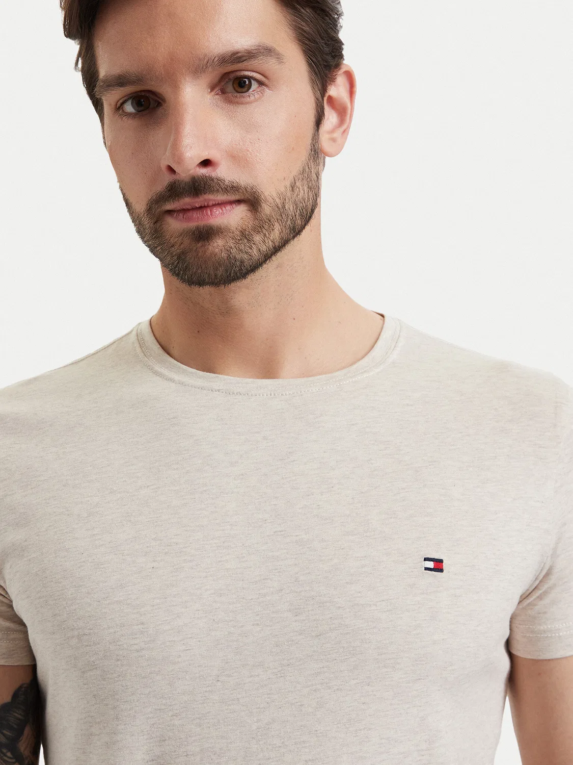 Мужская футболка приталенного кроя Tommy Hilfiger, кремовый — фото 4