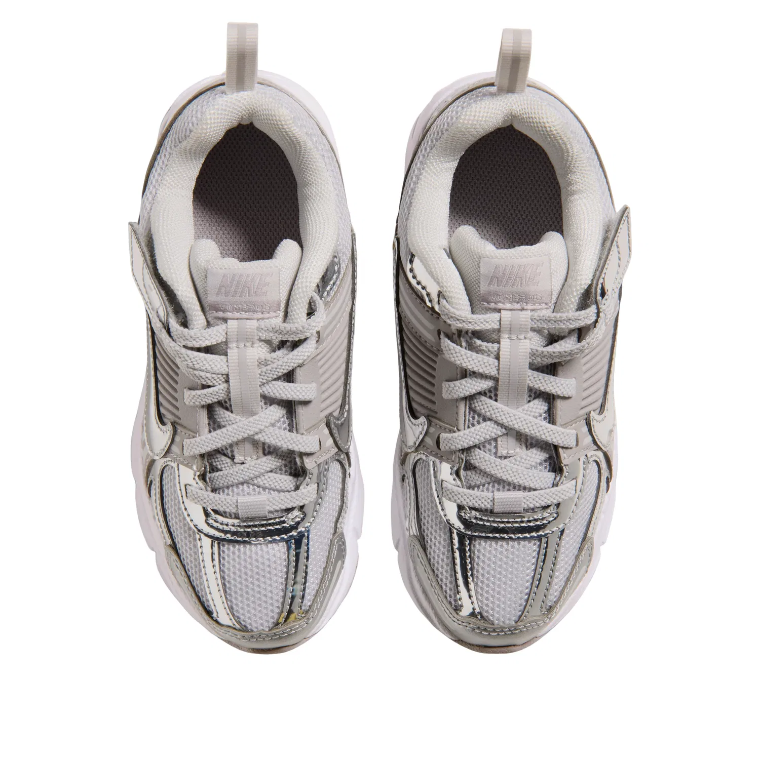 Детские кроссовки с сетчатым верхом Air Zoom Vomero 5 'Vast Grey Metallic Silver' Nike, Vast Grey/Silver Lilac/White/Metallic Silver — фото 2