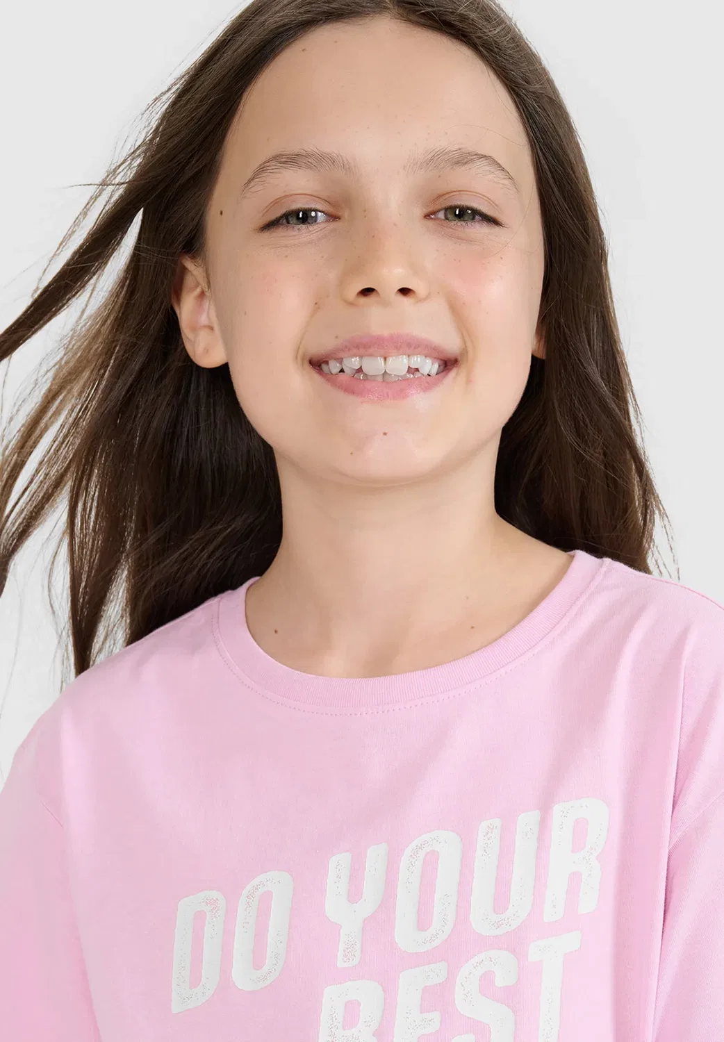 Футболка Regular z nadrukiem dziewczęcy - biały 122 (6-7 лат) - спортивная футболка 4F, Light Pink — фото 4