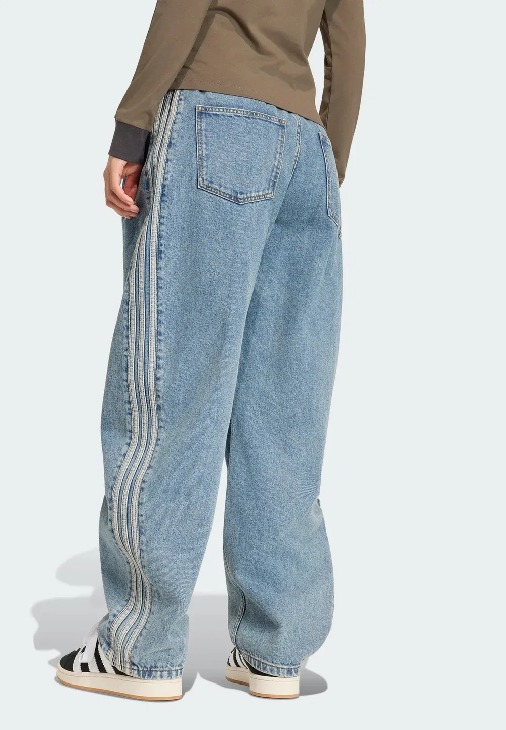 Джинсы свободного кроя Barrel pnt d Adidas Originals, Worn Blue Denim — фото 2