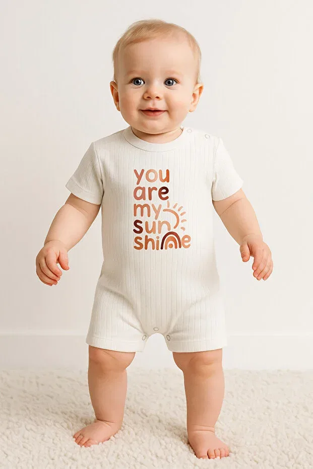 Детское боди-комбинезон с принтом You are my sunshine baby romper Gleamy, White — фото 2