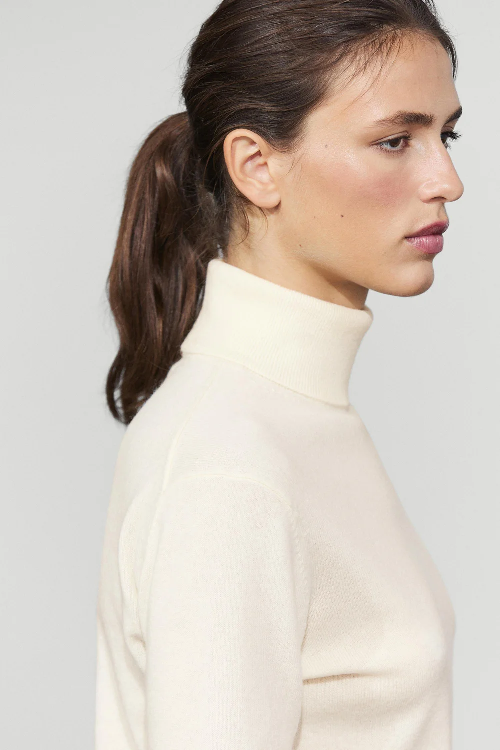 Свитер-водолазка Massimo Dutti Wool Blend Knit, кремовый — фото 4