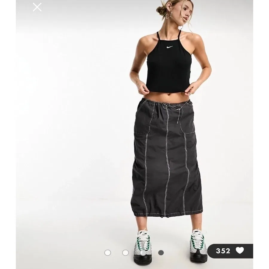 Женский топ без рукавов из рибаны Nike Sportswear Essentials Ribbed, Черный — фото 3