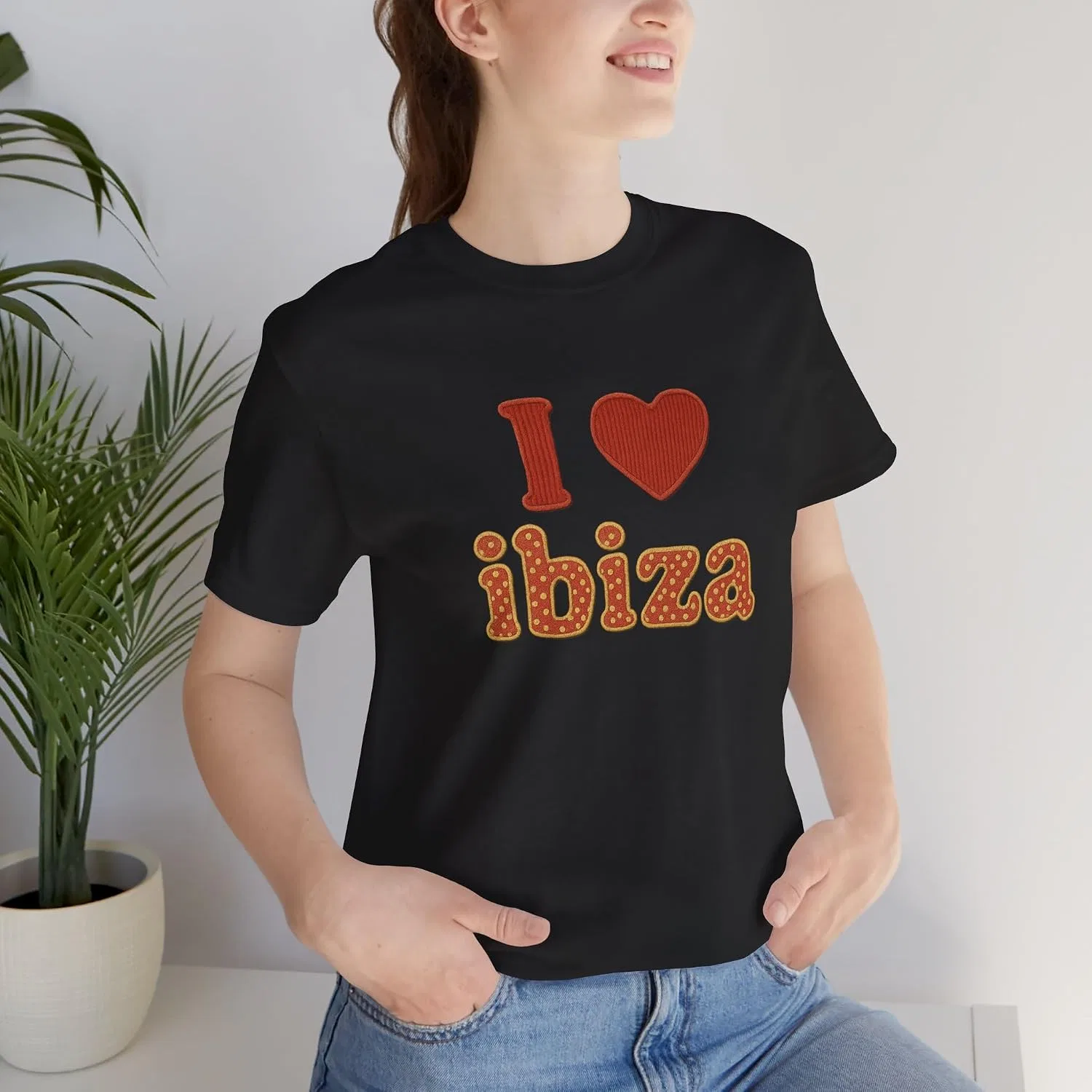 Женская футболка с принтом I Love Ibiza Generic, Black — фото 2