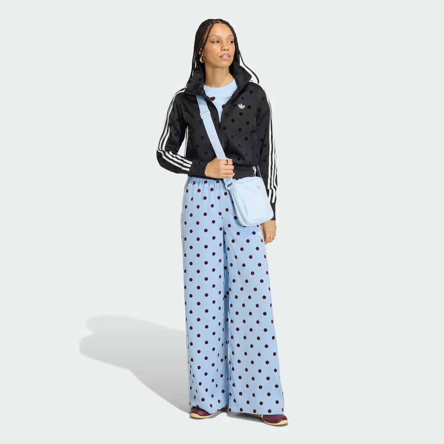 Женские брюки широкого кроя в горошек Satin Polka Dots Wide Leg Pant Adidas Originals, небесно-голубой — фото 3