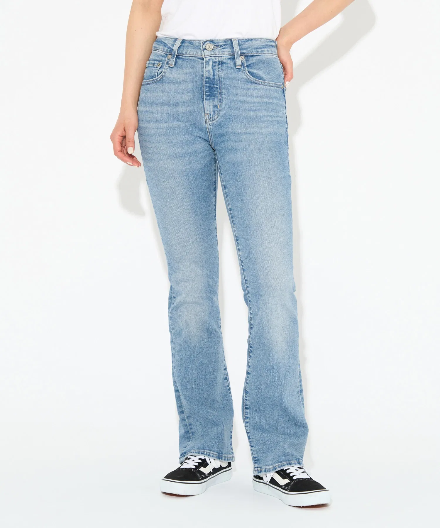 Джинсы Levi's 725™ с высокой талией и расклешенными штанинами, светло-индиговый, цвет Blue Wave Light.