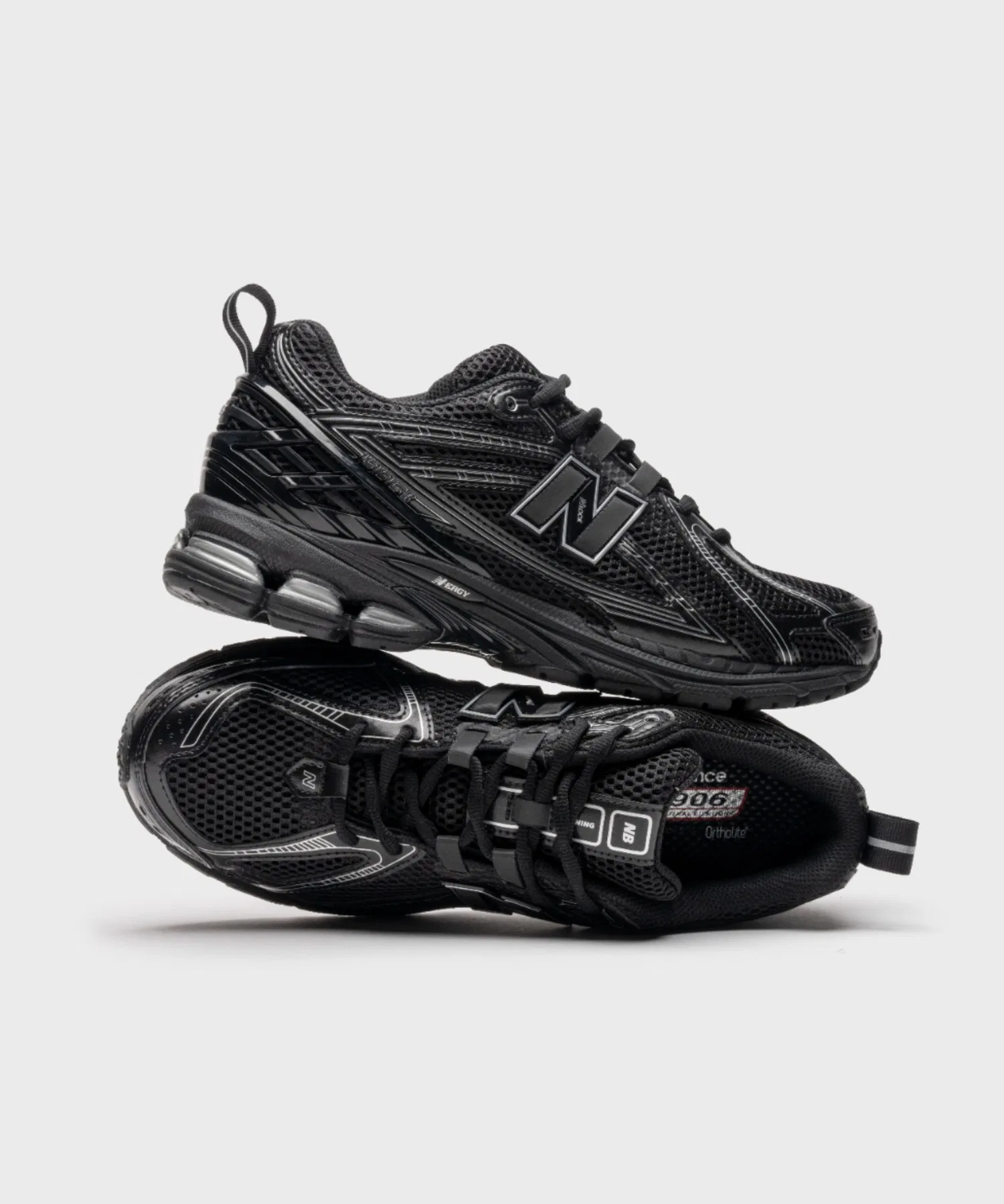 Мужские и женские кроссовки New Balance 1906R