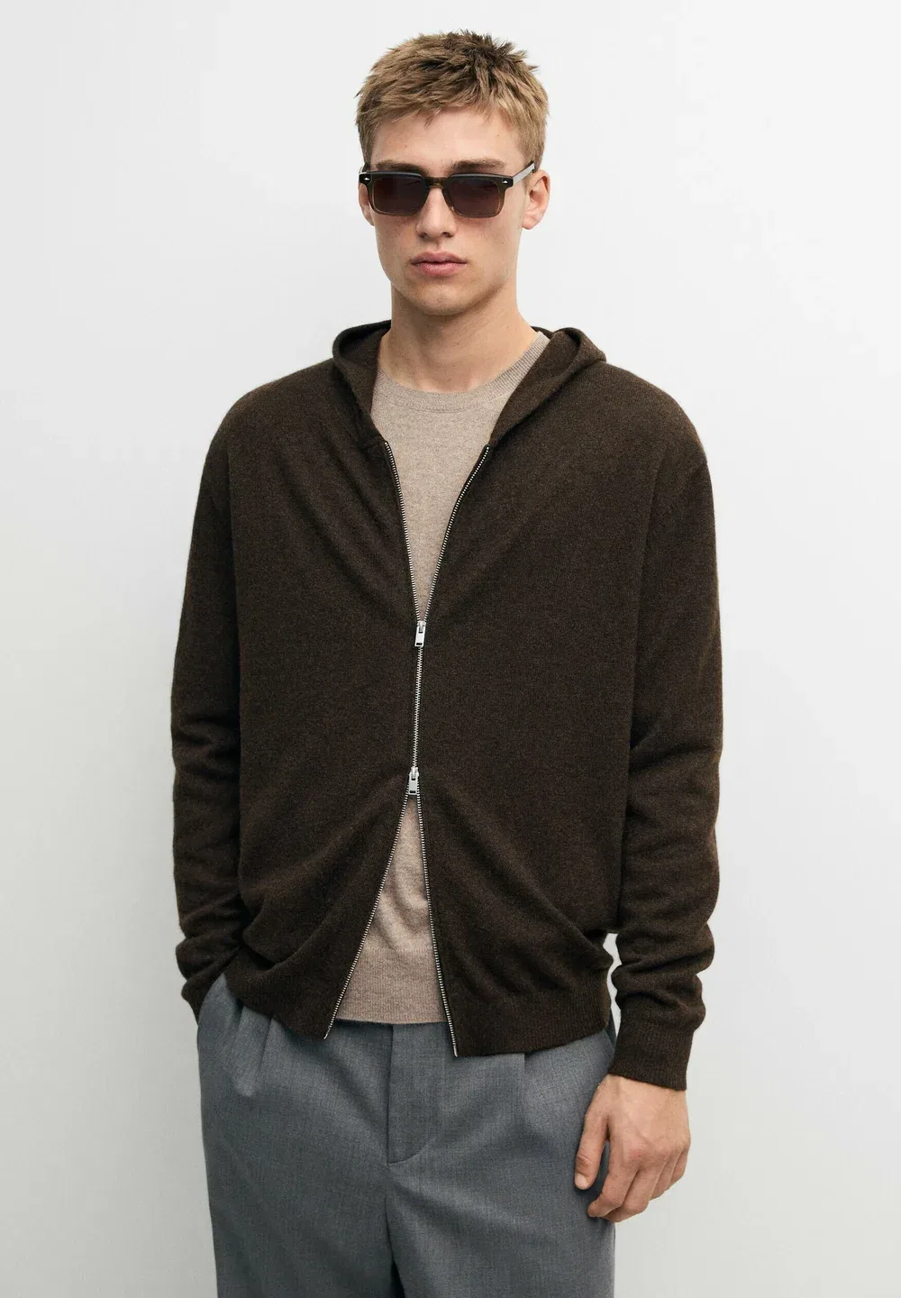 Кардиган с капюшоном из 100% кашемира - кардиган Massimo Dutti, Dark Brown