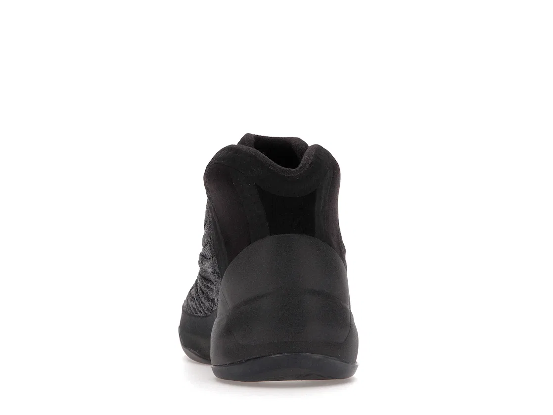 Детские кроссовки Lifestyle Adidas Yeezy QNTM, Onyx — фото 4