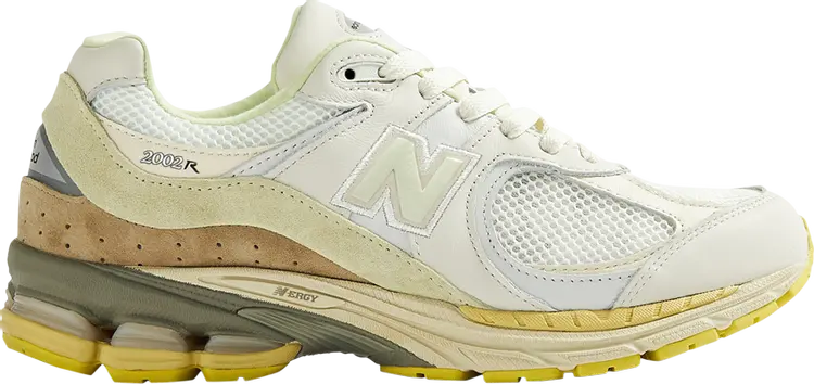 

Кроссовки New Balance AURALEE x 2002R 'White', белый
