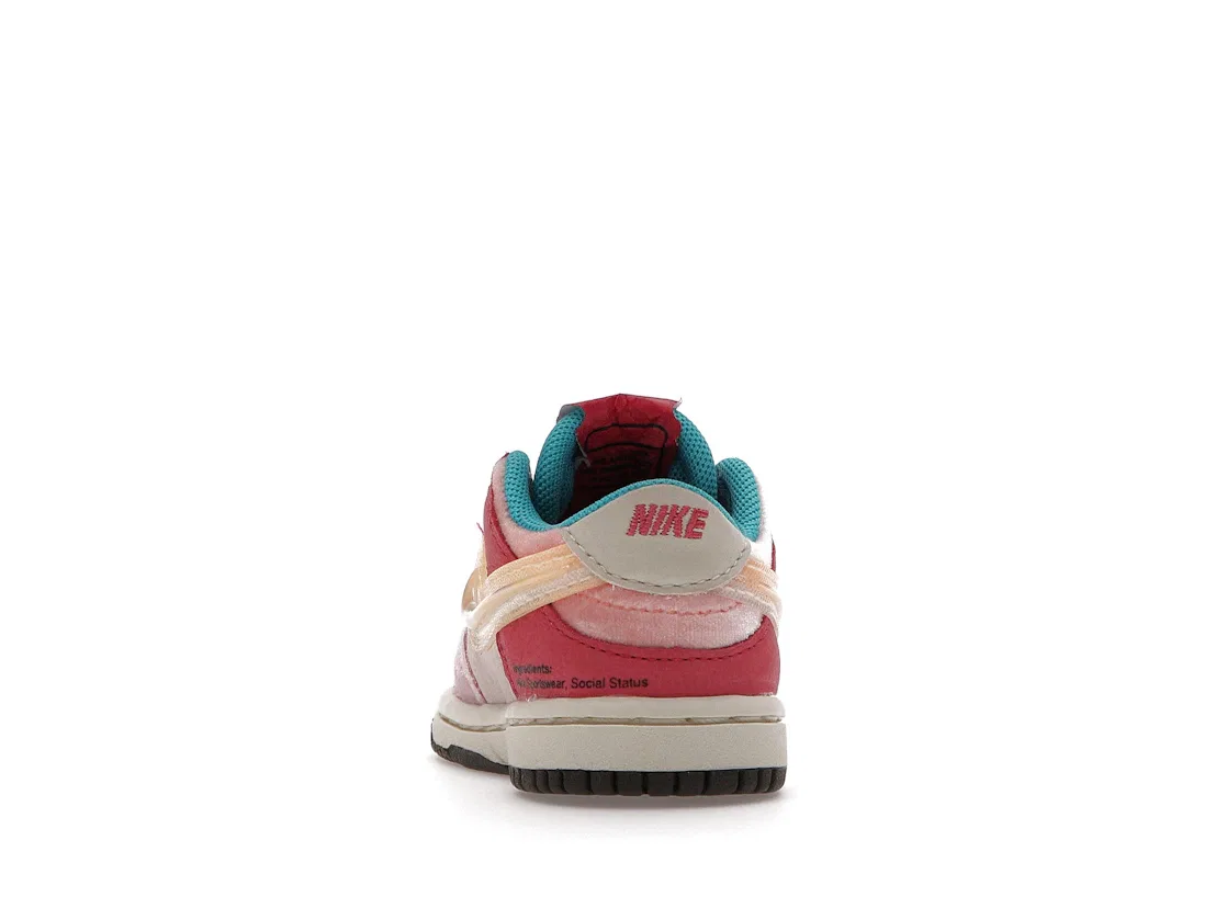 Детские кроссовки Lifestyle из натуральной кожи Nike Dunk Low Nike, Light Soft Pink Coconut Milk Pink Glaze — фото 4