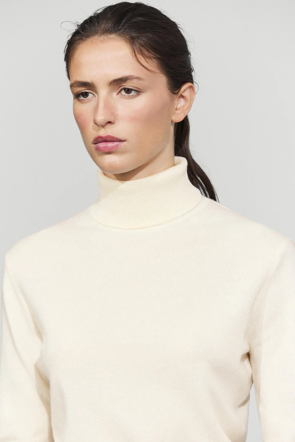 Свитер-водолазка Massimo Dutti Wool Blend Knit, кремовый — фото 3