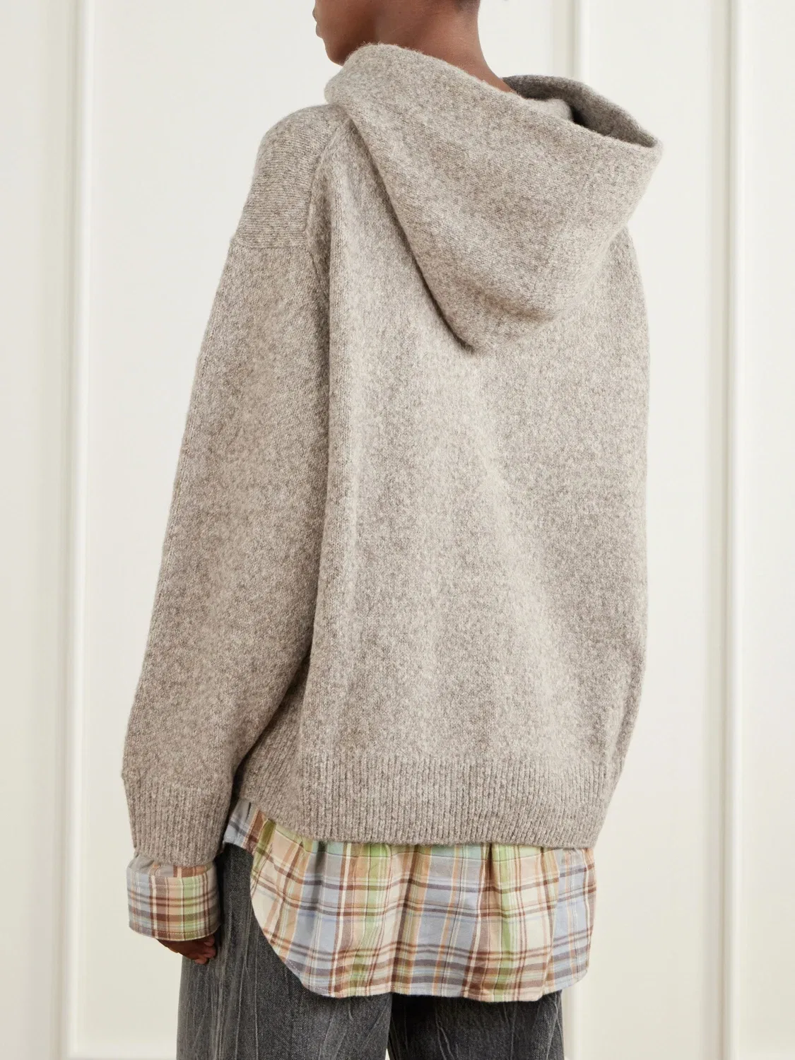 Многослойный свитер из шерстяной смеси с клетчатой отделкой из поплина Acne Studios, бежевый — фото 4