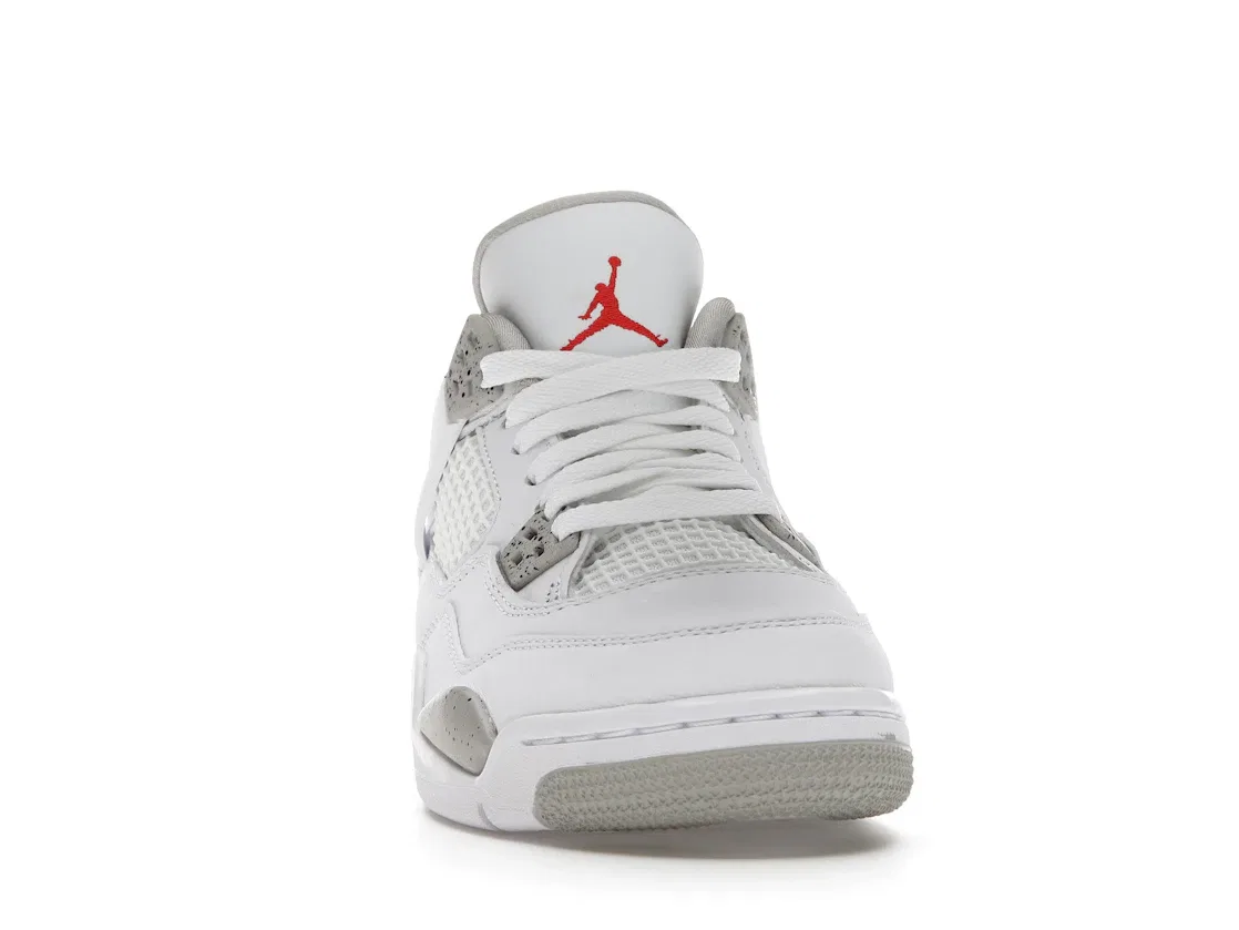 Детские кроссовки с сетчатым верхом Jordan 4 Retro White Oreo (2021) (GS) Jordan, White/Tech Grey-Black-Fire Red — фото 2