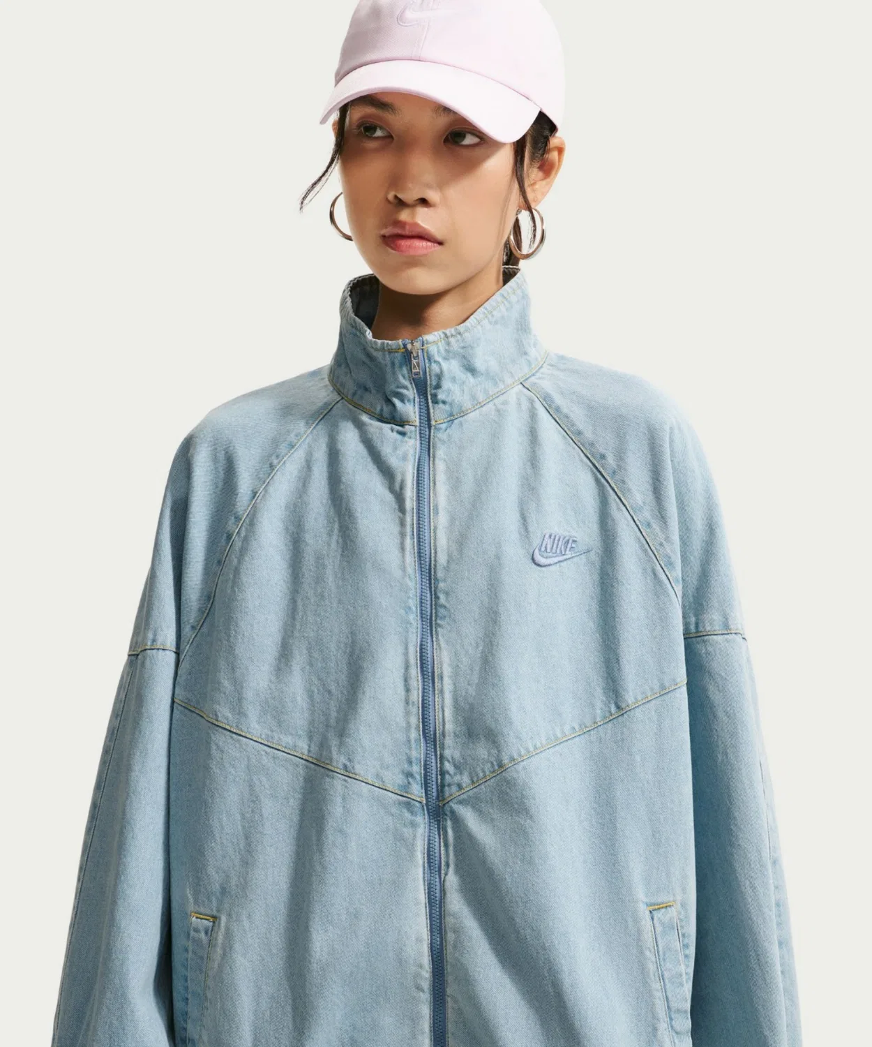 Женская джинсовая куртка оверсайз Windrunner Light Armory Blue NIKE, Light Blue