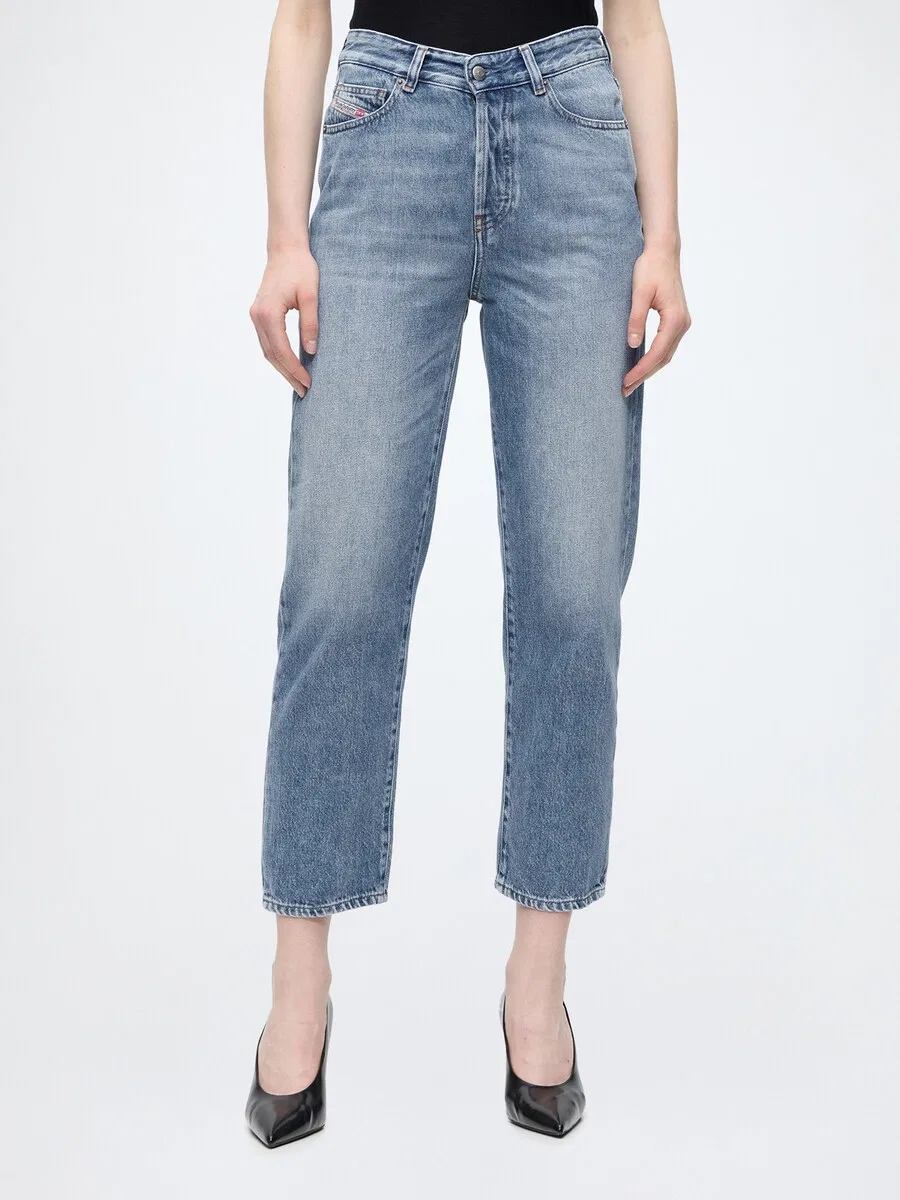 Джинсы DIESEL Regular Jeans '1981 D-WENT' синего цвета — фото 2