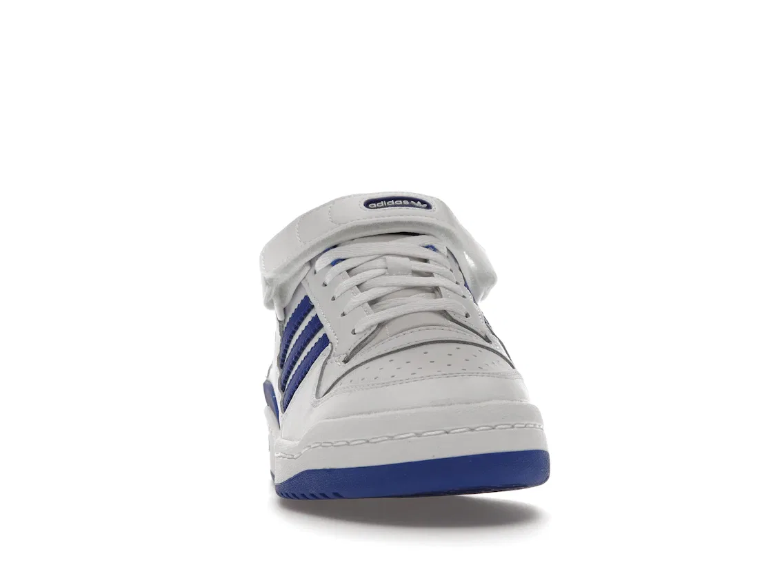 Детские кроссовки для мальчиков с длинным шнурованием Adidas Forum Low, Cloud White / Royal Blue / Cloud White — фото 2