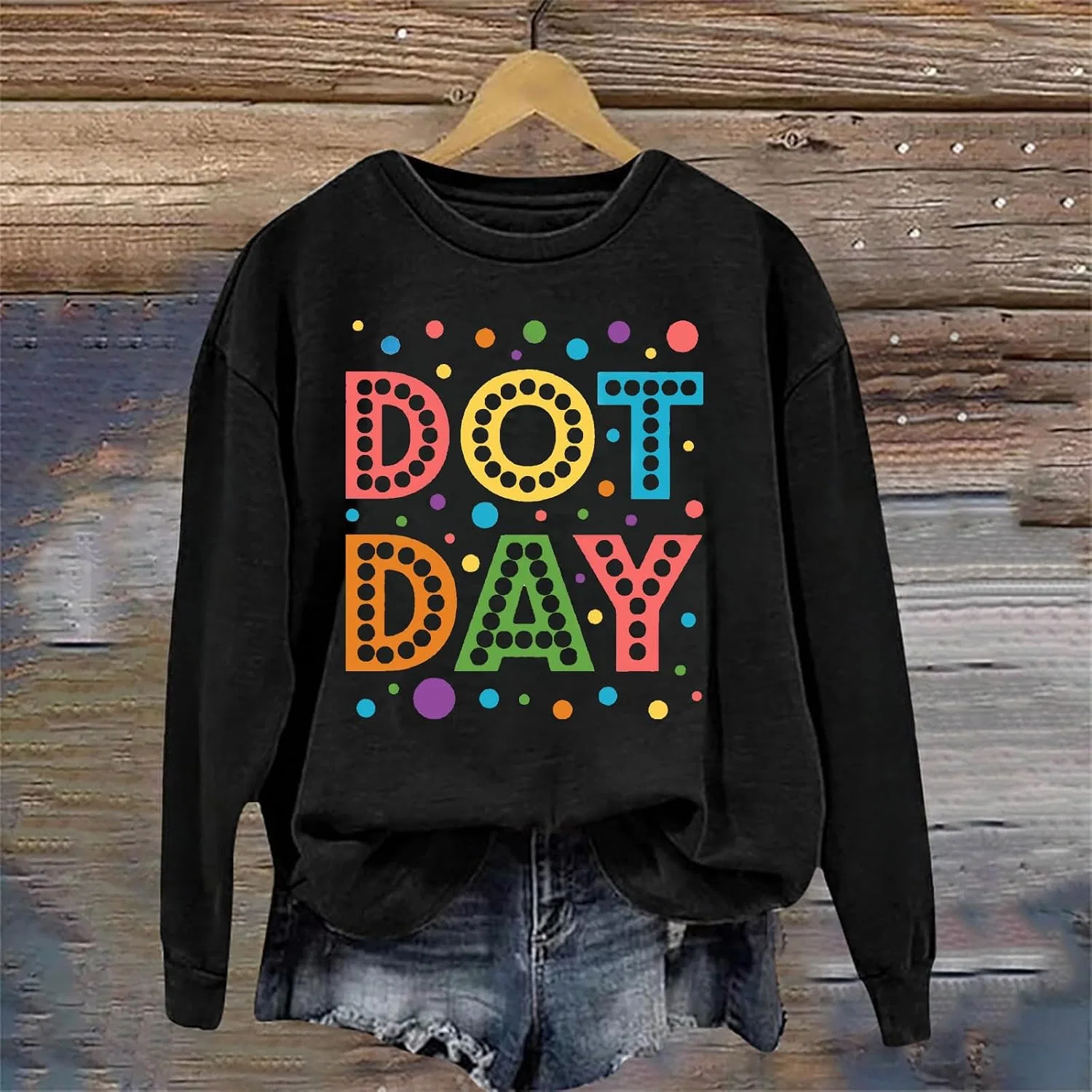 Женский свитшот с принтом Dot Day, чёрный — фото 3