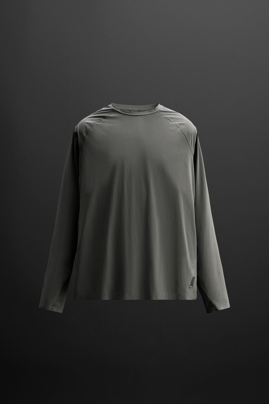 

Топ из первого слоя корректирующего белья ZARA, антрацитовый серый