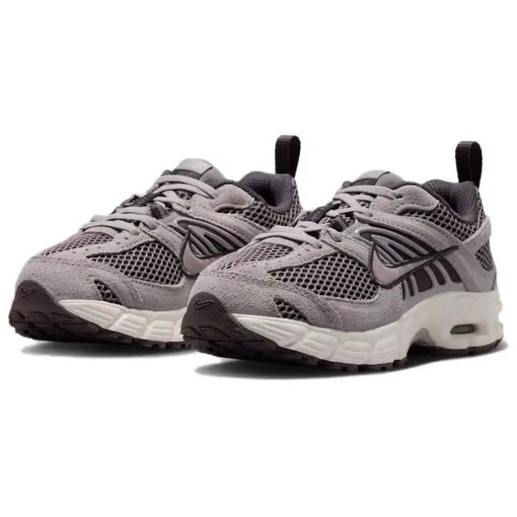 Детские кроссовки для бега с воздушной подошвой Air Max Moto 2K Nike, Preppy Gray/Deep Purple Ore Color/Taupe Mist/Light Iron Ore Stone Color — фото 4