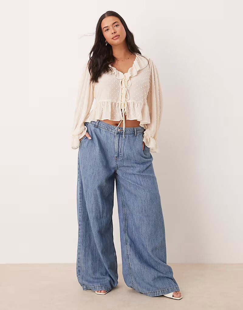 

Широкие джинсы ASOS DESIGN Curve со льном светло-синего цвета ASOS Curve