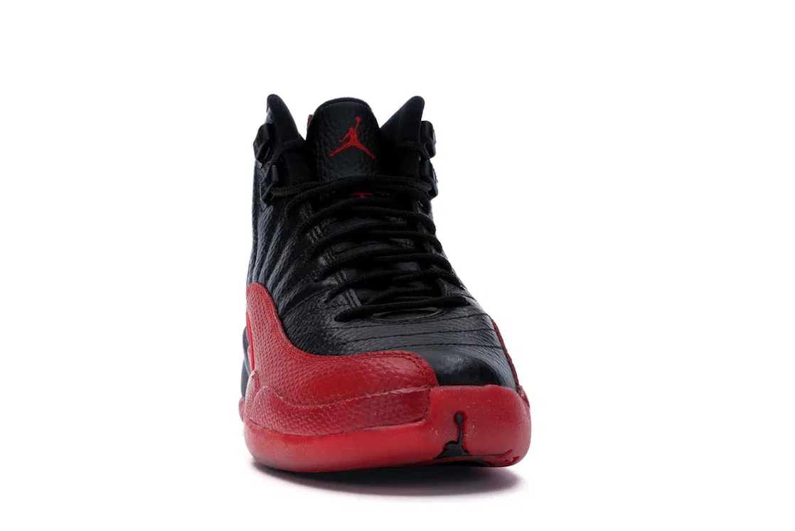Детские кроссовки с принтом Jordan 12 Retro Jordan, Black/Varsity Red — фото 2
