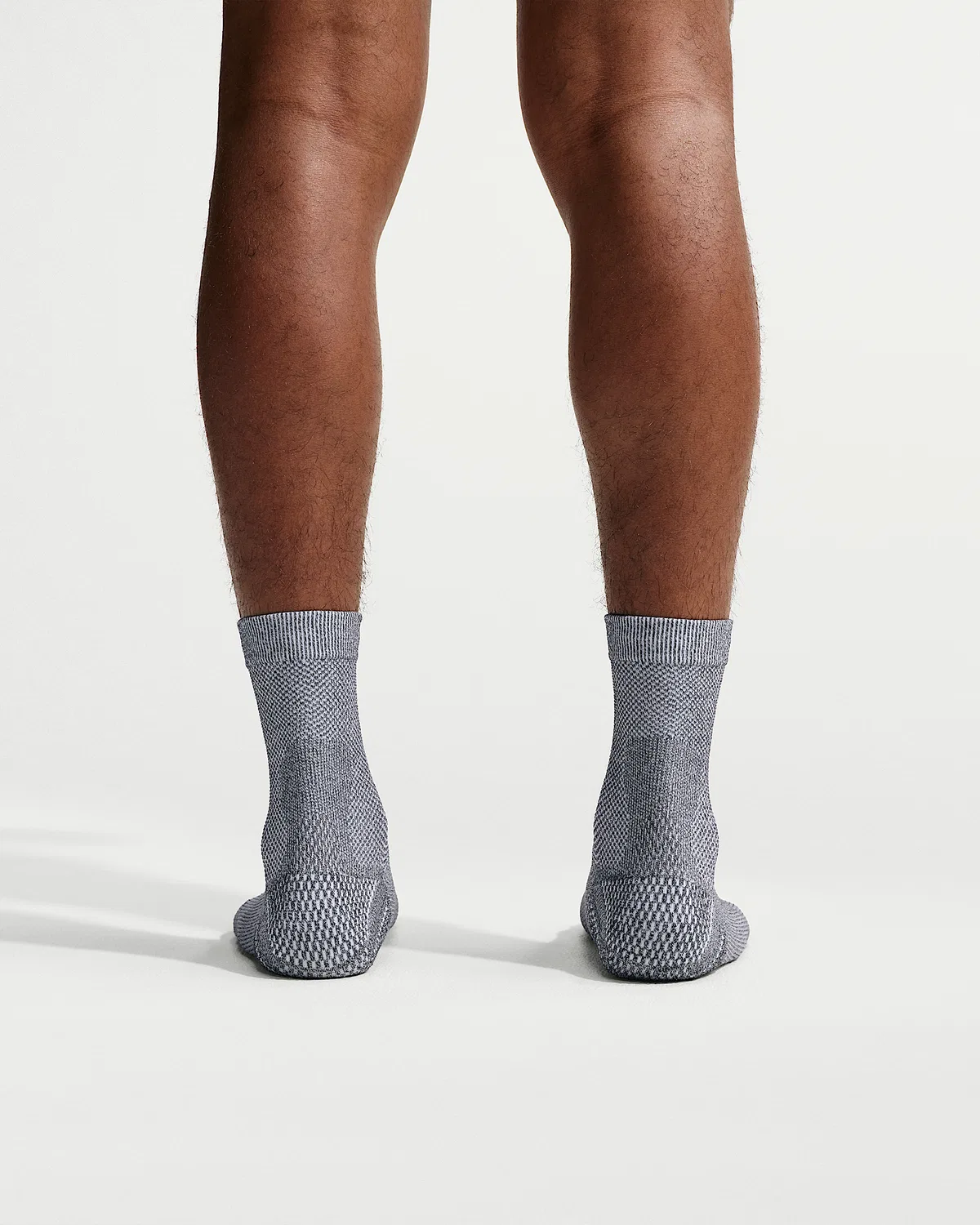 Nike Run Running Micro-Crew Socks (1 пара) Lightweight, Dark Smoke Grey/Pure Platinum/Light Smoke Grey/White — фото 3