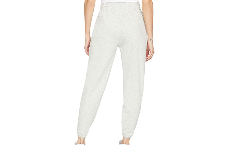 Спортивные брюки (WMNS) Nike Swoosh Fly Standard Issue Embroidery Logo Sports Trousers Grey DA6466-050 — фото 2